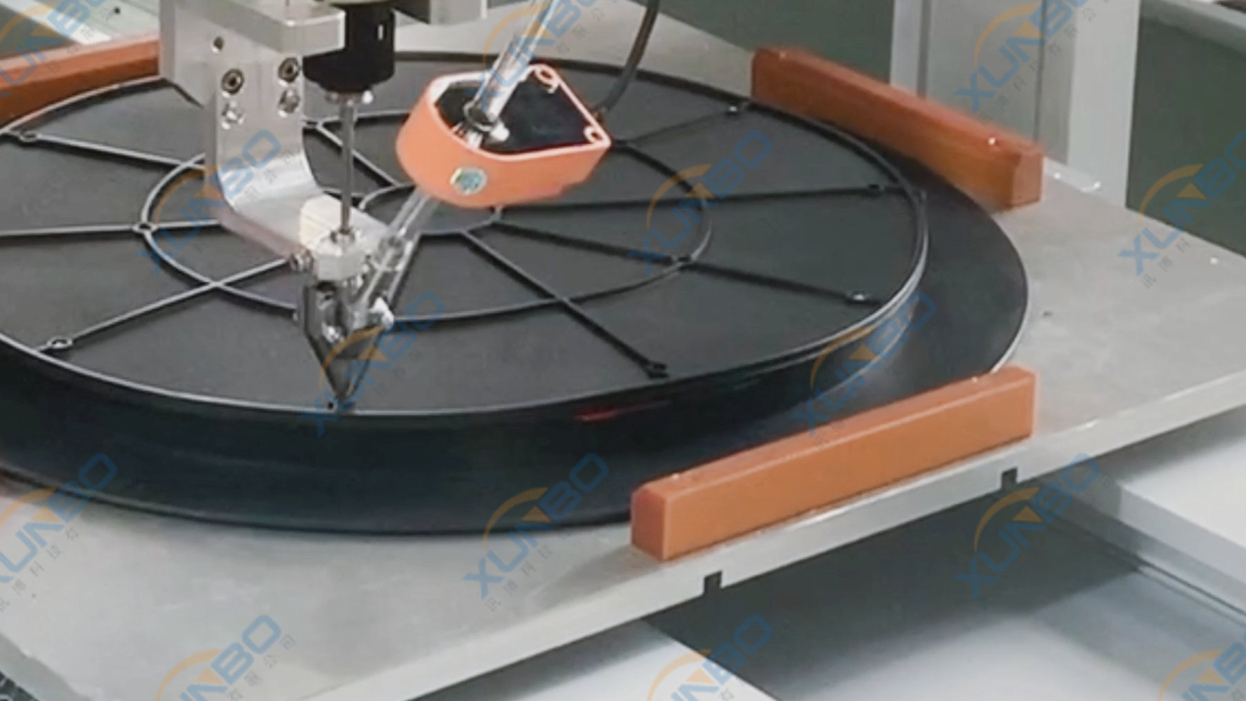 吹氣式自動螺絲機有哪些注意事項？-鎖螺絲