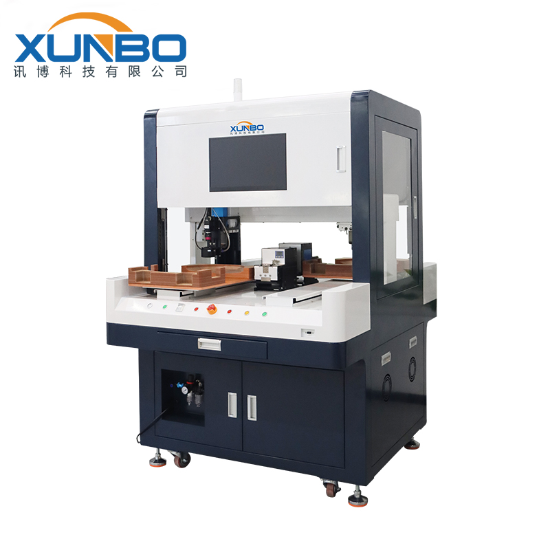 柜式六軸視覺鎖螺絲機(jī)-深圳訊博科技 柜式六軸視覺鎖螺絲機(jī)-深圳訊博科技